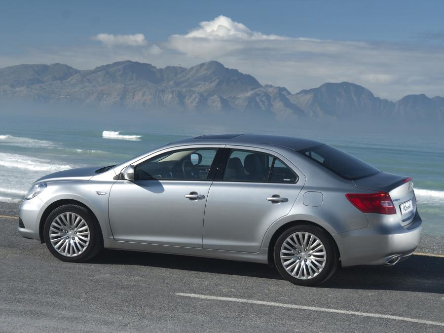  Suzuki Kizashi 2011 года  (ZA) (фото 11 из 30)